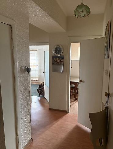 Продажа квартир: 🏡 Срочно продаётся 2-комнатная квартира в 7 мкр! 📍 Адрес: 7 мкр, дом — 15