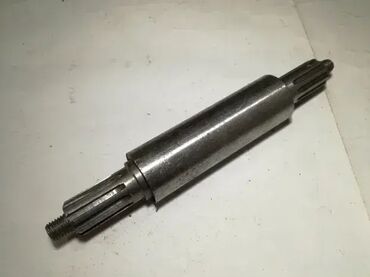 polovni delovi za mešalicu: Osovina Fi 32mm duzine 210mm (5169) 🧩 Osovina prečnika Fi mm dostupna