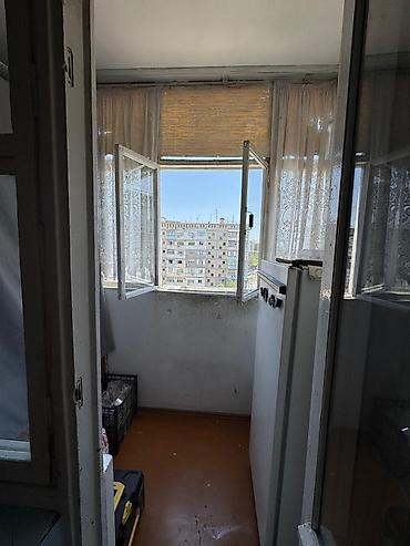 110: 3 комнаты, 70 м², 12 мкр 106 серия, 8 этаж, Косметический ремонт — 6