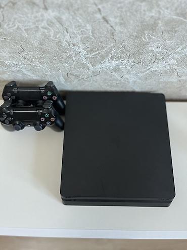 PS4 (Sony Playstation 4): Playstation 4 slim model 1 TB yaddaş çox ideal vəziyyətdə.Prişifka -da lalafo.az — 2 PS4 (Sony Playstation 4): Playstation 4 slim model 1 TB yaddaş çox ideal vəziyyətdə.Prişifka — 2