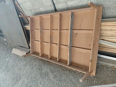 Столы: Стол сатылат узуну 1.80 турасы 1.15 баасы 1500сом — 1