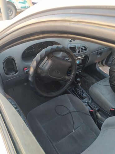 daewoo нубира: Daewoo Nubira: 1998 г., 1.6 л, Механика, Бензин, Седан