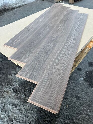 Laminat: Türkiyə istehsalı olan 10mm laminat — 3