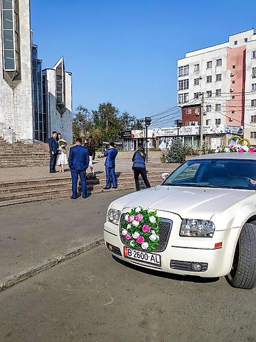 Аренда другого мототранспорта: Лимузин Chrysler 300C Вместительность 8+1 Любое торжество станет — 6