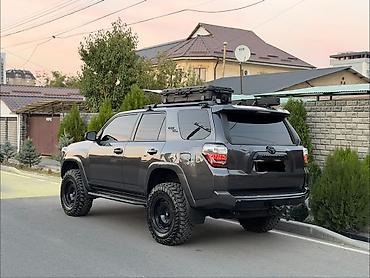 off roud: Toyota 4Runner: 2020 г., 4 л, Автомат, Бензин, Внедорожник — 5