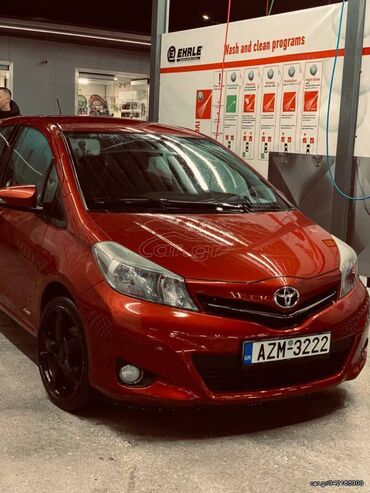 Toyota: Toyota Yaris: 1.2 l. | 2012 έ. Χάτσμπακ