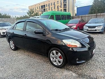Toyota: Toyota Belta: 2009 г., Автомат, Бензин, Седан — 2