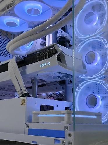 Desktop računari i radne stanice: Ryzen 7 7800X3D RX 9070XT X870 32GB 1TB - SM109PC. ✨ Prodaja i — 16