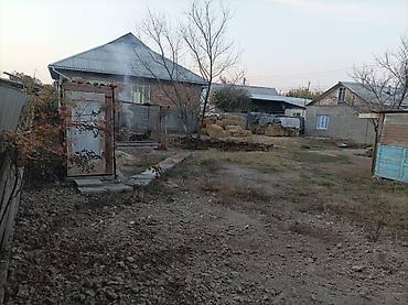 Продажа коттеджей и домов: Продаётся частный дом с большим двором и хозяйственными постройками at lalafo.kg — 7 Продажа коттеджей и домов: Продаётся частный дом с большим двором и хозяйственными постройками — 7