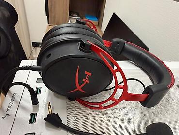 Проводные гарнитуры: Игровая гарнитура HyperX (серия Cloud) с фирменной красной — 1