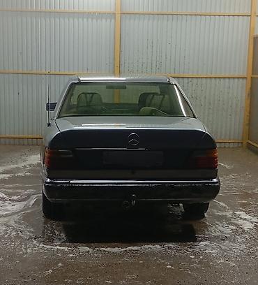 Mercedes-Benz: Mercedes-Benz W124: 1989 г., 2.3 л, Механика, Бензин, Седан — 3