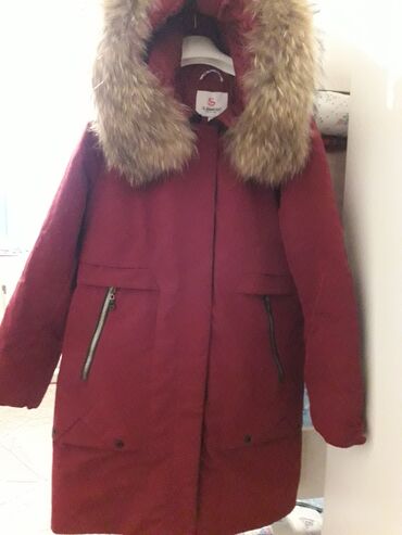куртки женские зимние бишкек: Пуховик, M (EU 38), L (EU 40)