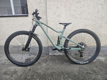 Горные велосипеды: Горный велосипед, Рама L (172 - 185 см), Карбон, Новый — 1