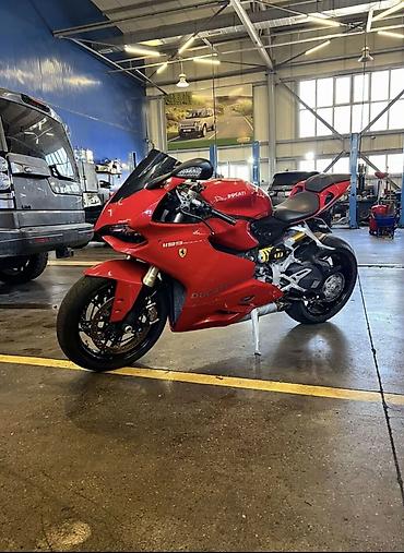Motonəqliyyat: Ducati 1199 Panigale – supersport sinfi - Model: Ducati 1199 Panigale — 3