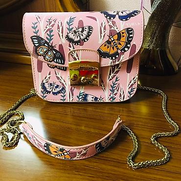 mango canta: FURLA çiyin çantası – çəhrayı rəngdə, kəpənək və bitki naxışlı dizayn — 2