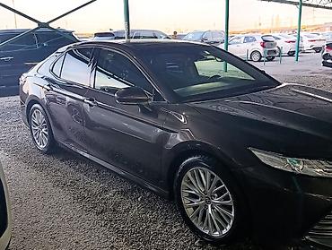 Toyota: Toyota Camry: 2018 г., 2.5 л, Автомат, Бензин, Седан — 2