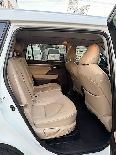 Toyota: Toyota Highlander: 2020 г., 2.5 л, Вариатор, Гибрид, Кроссовер — 7