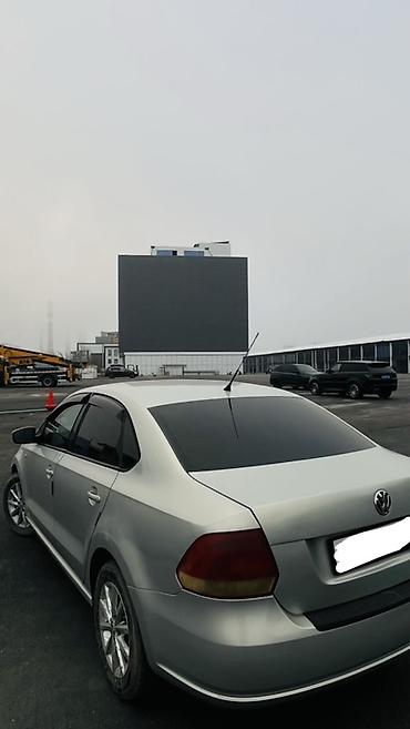 Volkswagen: Volkswagen Polo: 2011 г., 1.6 л, Механика, Бензин, Седан — 4