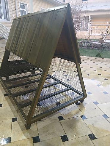 Товары и оборудование для с/х животных: Передвижной курятник/вольер треугольной формы (А-образная — 4