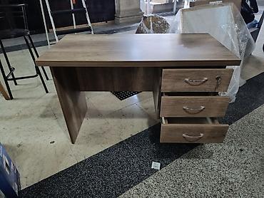 pc masaları: Ofis/iş masası – 3 çekmecəli, açıq qoz rəngində - Material — 1