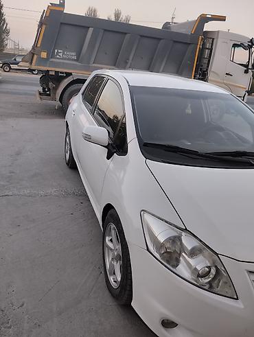 auris: Toyota Auris: 2010 г., 1.4 л, Механика, Дизель, Хэтчбэк — 7