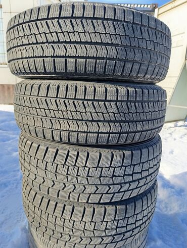 Шины: Шины 205 / 65 / R 16, Зима, Б/у, Комплект, Легковые, Япония, Bridgestone