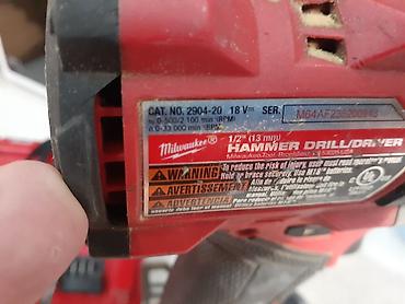 аккумулятор ош цена: Продаю шуруповерт milwaukee 2904 с батарейкой и зарядкой в хорошем — 3