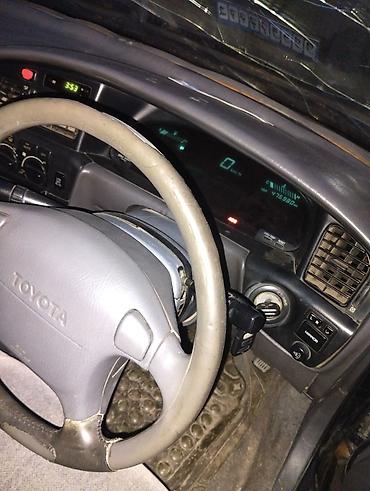 devo matiz: Toyota Camry: 1993 г., 2 л, Автомат, Бензин, Седан — 5