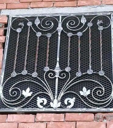 Barmaqlıqlar: Dəmir döymə pəncərə barmaqlıqları – dekorativ və təhlükəsiz həll - — 3