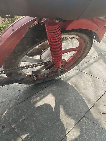 Mopedlər,skuterlər: 80 sm3 — 4