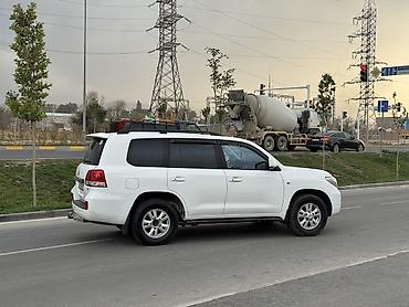 китайская легковая машина: Toyota Land Cruiser: 2009 г., 4.7 л, Автомат, Бензин, Внедорожник — 7