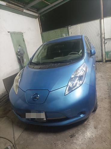 hyundai cetz: Nissan Leaf: 2011 г., Робот, Электромобиль, Лифтбек — 1
