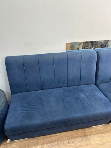divan sekilleri: 100 azn köhnə suraxanı ikisi birlikdə 077 313 50 78 vp yazın