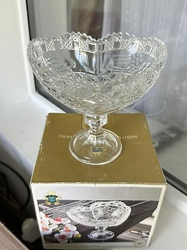 Наборы посуды: Различная посуда, б/у и новая. Есть комплектами и вразнобой. Может — 13