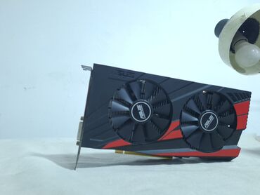 frizideri za kafice: 1050 ti graficka je nova nekoriscena testirana je i sve je u super