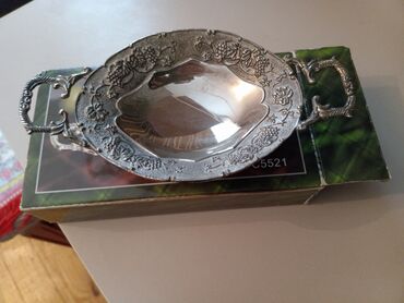 Digər ev dekoru: Dekorativ əşyalar dəsti - İtlə kompozisiyalı masa saatı: Qara-bürünc — 23