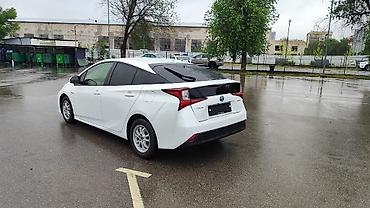 тойота краун 2023: Toyota Prius: 2020 г., 1.8 л, Автомат, Гибрид, Хэтчбэк — 3
