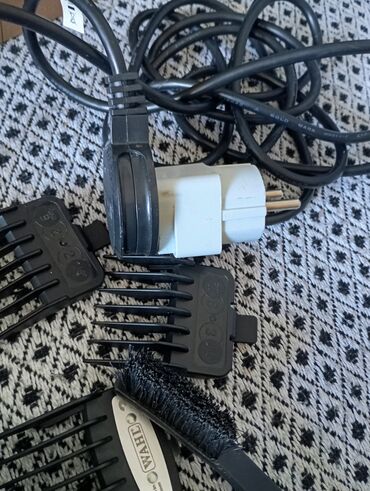 Mašinice za šišanje: Wahl mašinica za šišanje, idealna za kućnu upotrebu. Komplet uključuje — 11