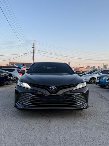 corolla runx: Toyota Camry: 2018 г., 2.5 л, Автомат, Гибрид, Седан