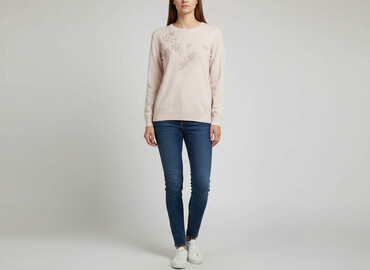 hello kitty bluzy: Светр жіночий, розмір M