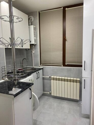 Köhnə tikili: Bakı, 2 otaqlı, Köhnə tikili, m. Neftçilər, 35 kv. m — 10