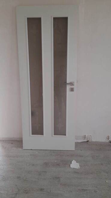 Alçipan: Otaq qapıları 2 ədəd Satılır cütü 180₼ Material mdf ölçü 2.05/80