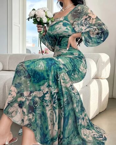 Ziyafət donları: Maksifloral naxışlı, zərif uzun don - Rəng və naxış: yaşılın müxtəlif