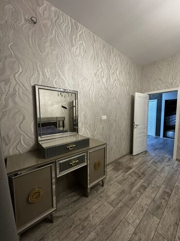 Hovuzlar: Şəxsi evimdir. Günlük icareye verilir. Hər bir şəraiti var. 4 — 10