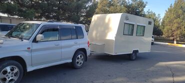 Qoşqular: KARAVAN sifarişlə. Istirahətiniz üçün tam şərait var . 12 volt — 12