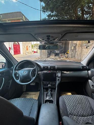 range rover satilir: Mercedes-Benz C 240: 2.4 l | 2000 il Sedan — 1