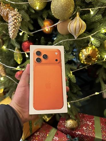 Apple iPhone: IPhone 17 Pro Max, Новый, 256 ГБ, Оранжевый, Зарядное устройство, Защитное стекло, Чехол, В рассрочку, 100 % — 8