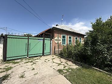 район ленинский: 🏡 Продаётся дом в г. Каракол! 📍 Адрес: ул. Московская, угловой участок — 1