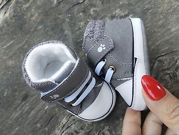 all star patike duboke: Polino nehodajuće patike za bebe – veličine 15 i 16, nove. - Model — 4