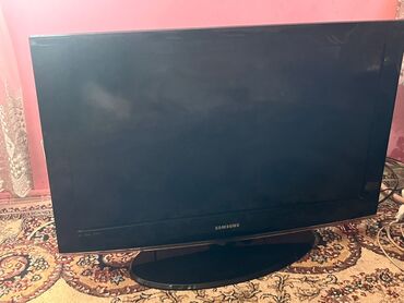 Televizorlar: İşlənmiş Televizor Samsung 82" Ünvandan götürmə